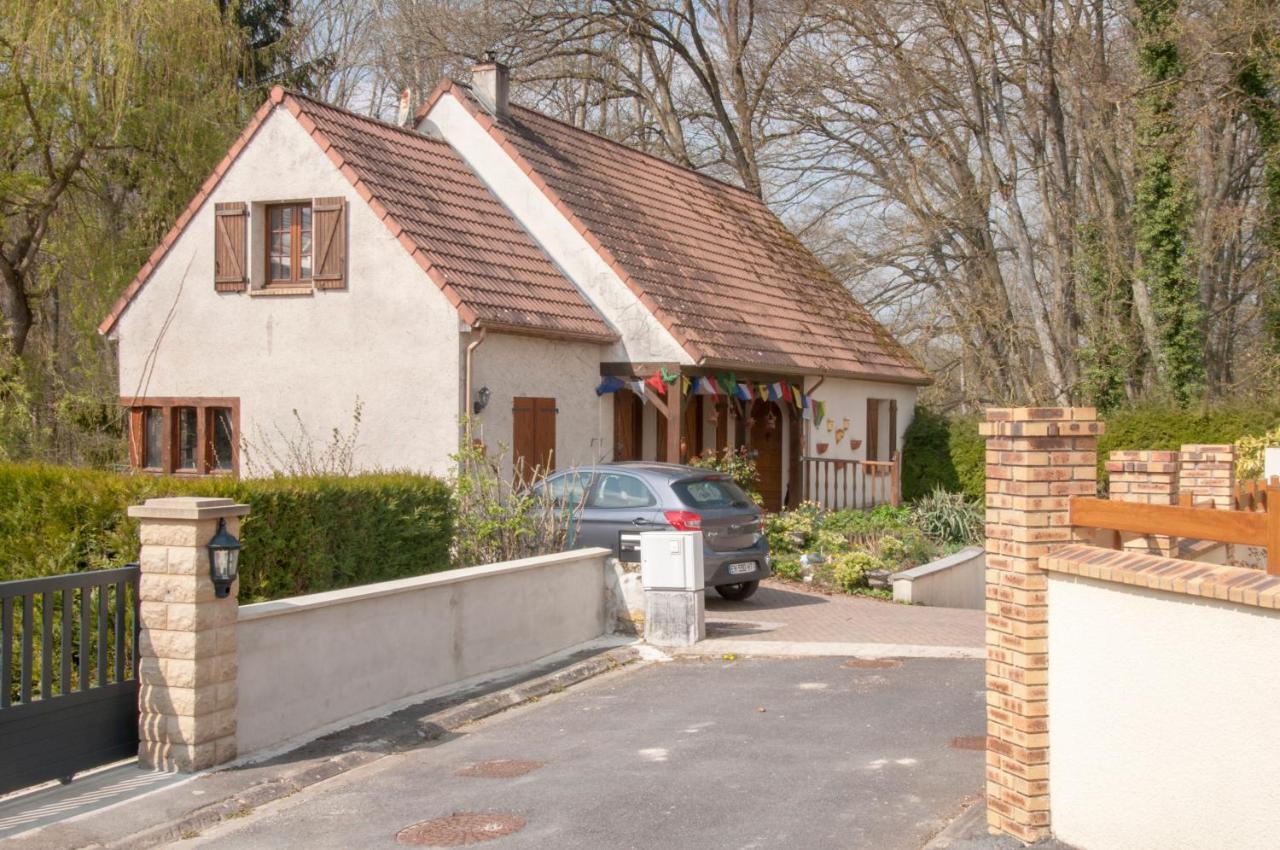Un coin de forêt Courmas Exterior foto